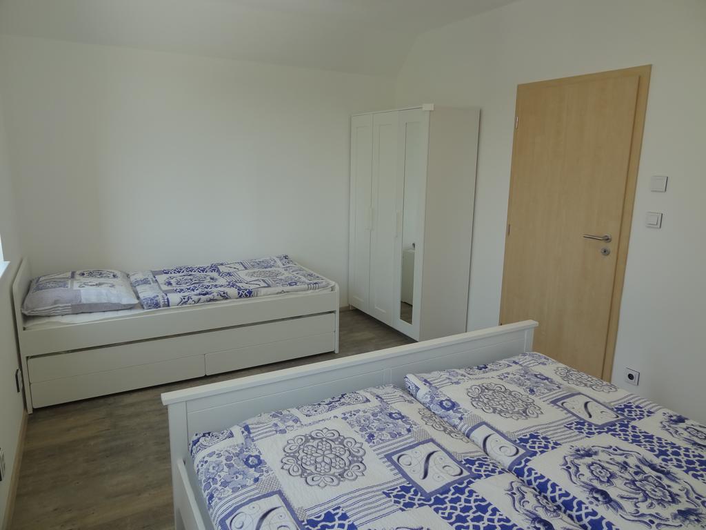 Apartmany Starovice Екстериор снимка